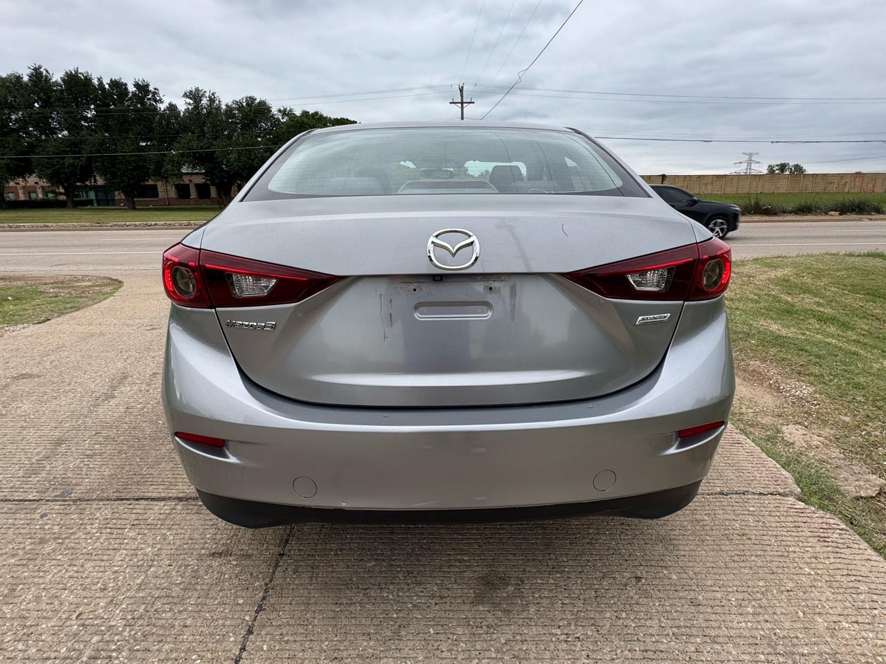Mazda MAZDA3 i Sport AT 4-Door 2016