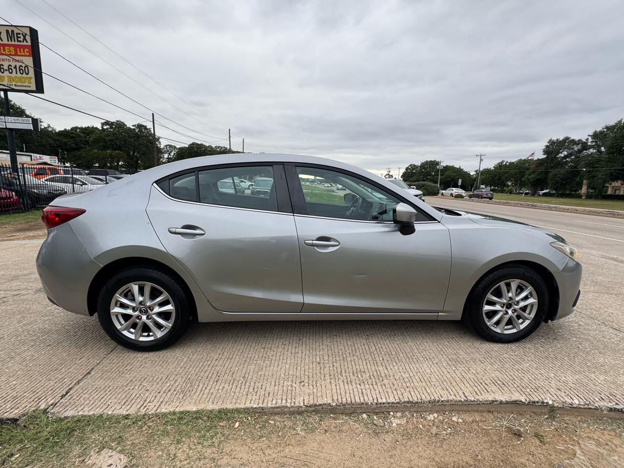 Mazda MAZDA3 i Sport AT 4-Door 2016