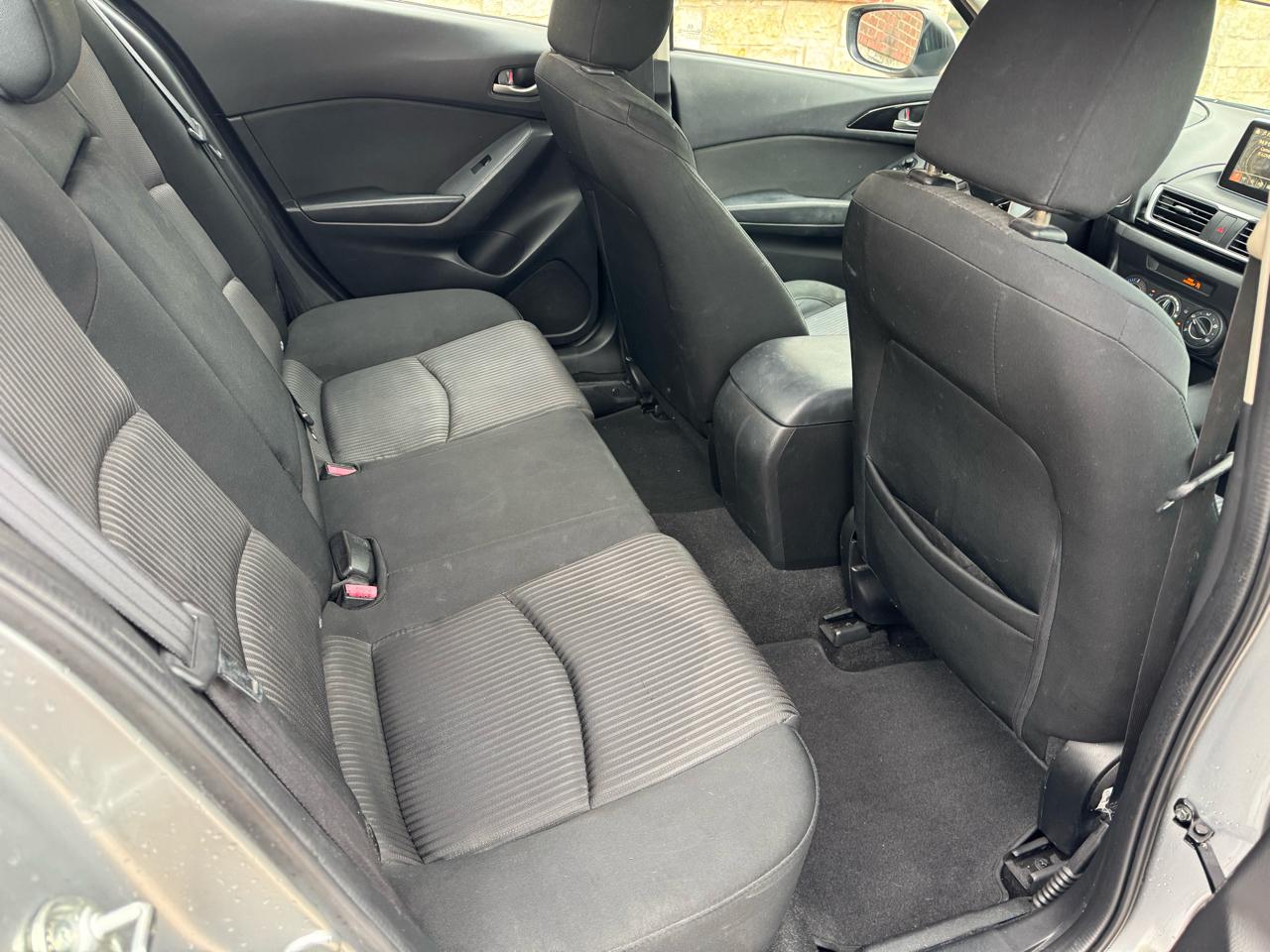 Mazda MAZDA3 i Sport AT 4-Door 2016