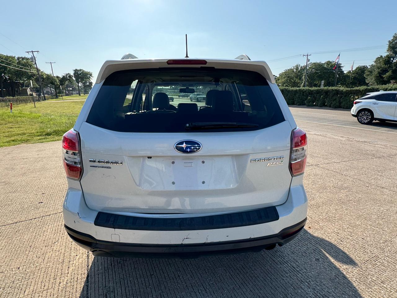 Subaru Forester 2.5i Limited 2015