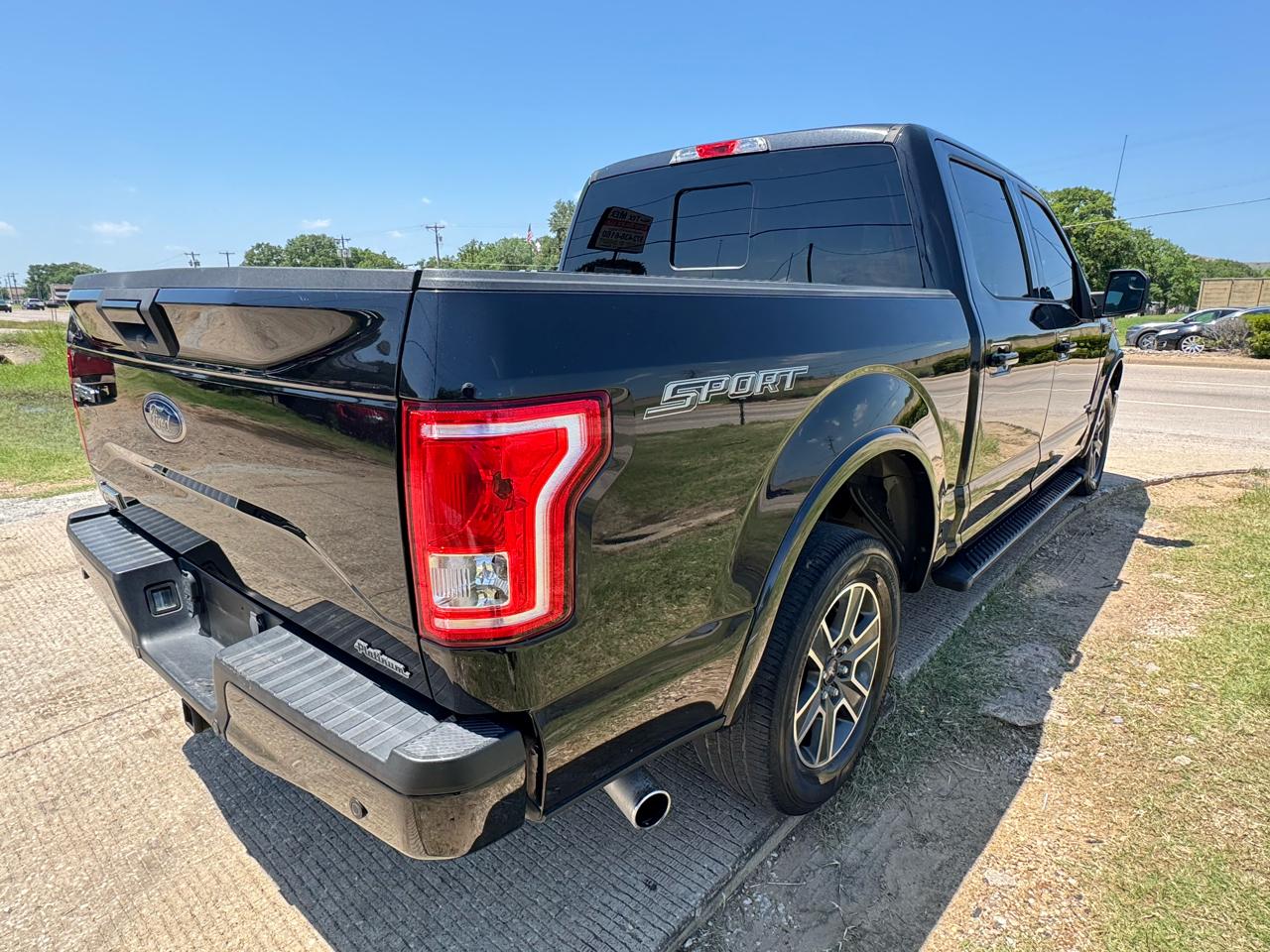 Ford F-150 XLT SuperCrew 5.5-ft. Bed 2WD 2015