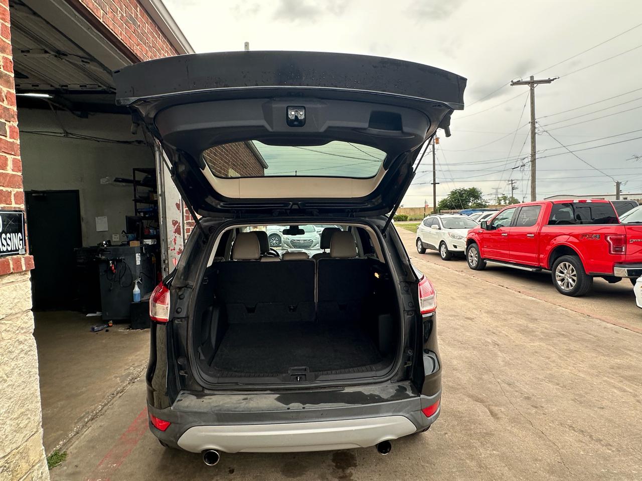 Ford Escape SEL FWD 2013