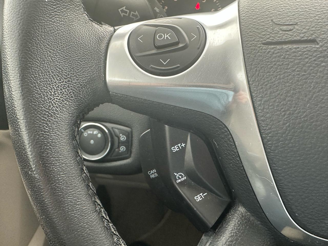 Ford Escape SEL FWD 2013