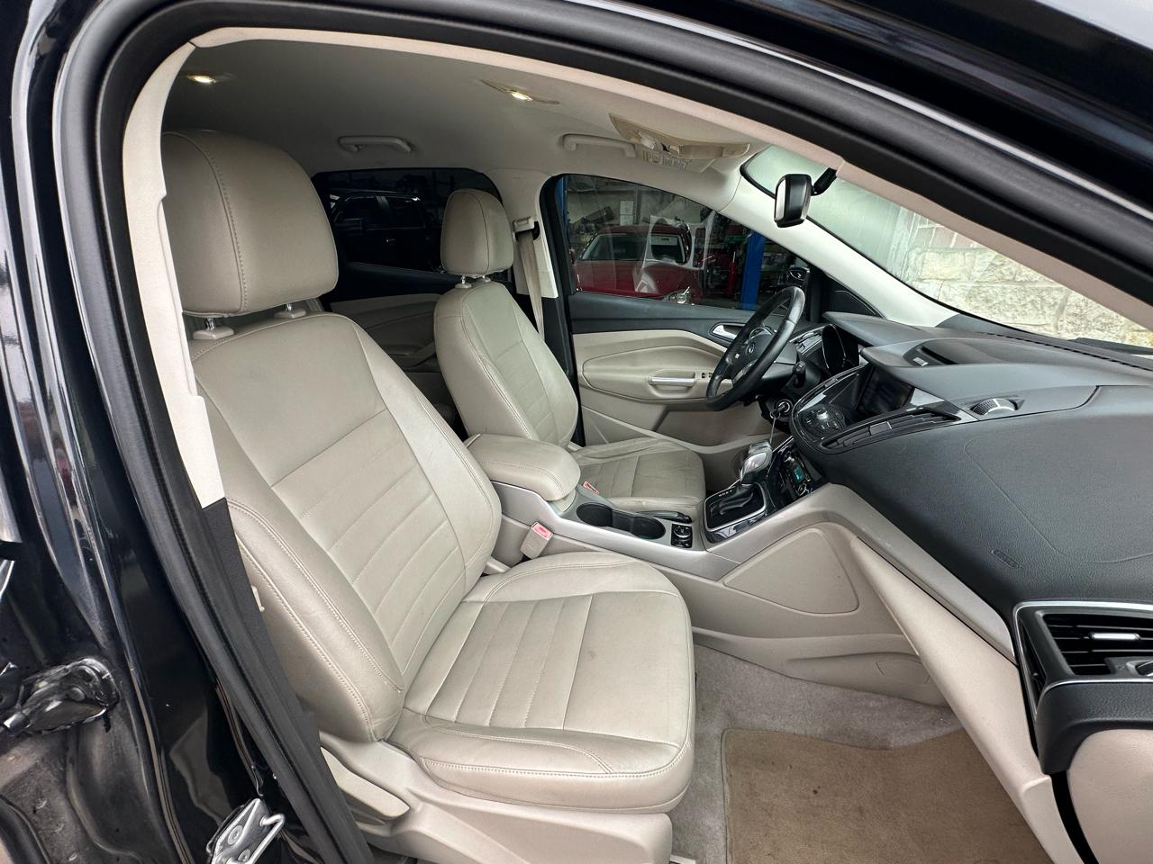 Ford Escape SEL FWD 2013