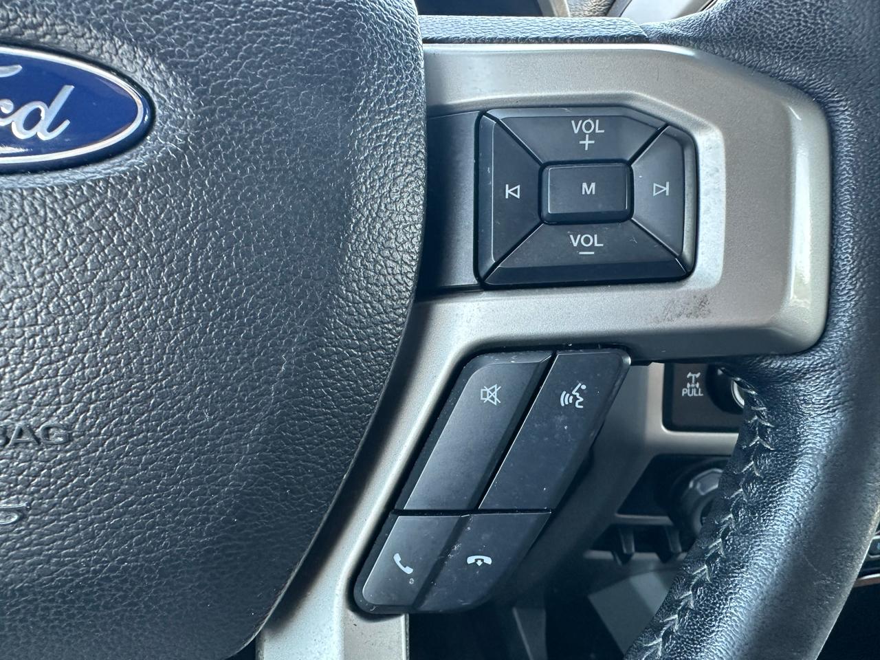 Ford F-150 Lariat SuperCrew 6.5-ft. Bed 4WD 2017