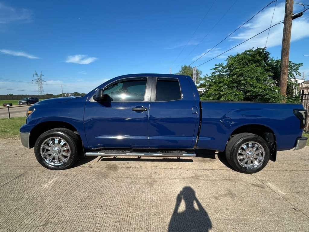 Toyota Tundra Tundra-Grade Double Cab 4.6L 2WD 2012