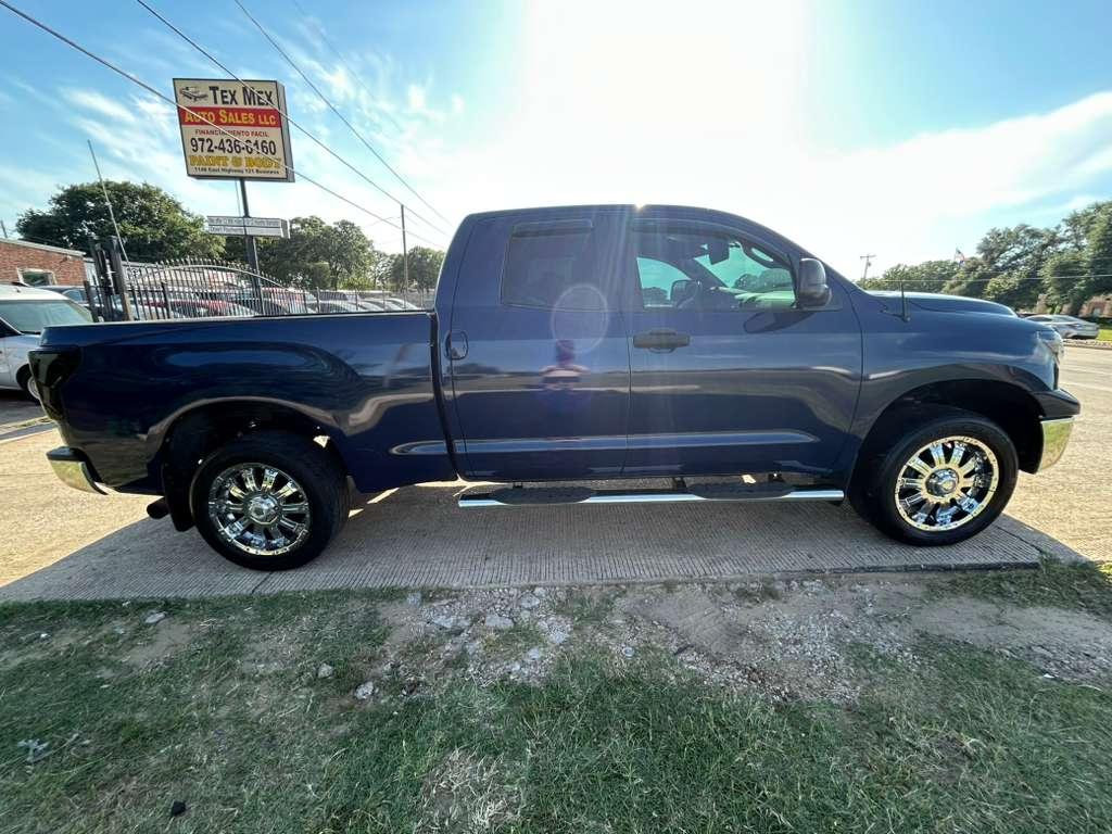 Toyota Tundra Tundra-Grade Double Cab 4.6L 2WD 2012