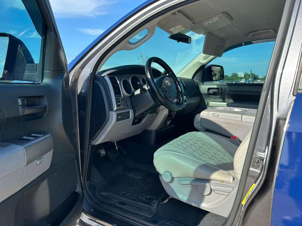 Toyota Tundra Tundra-Grade Double Cab 4.6L 2WD 2012