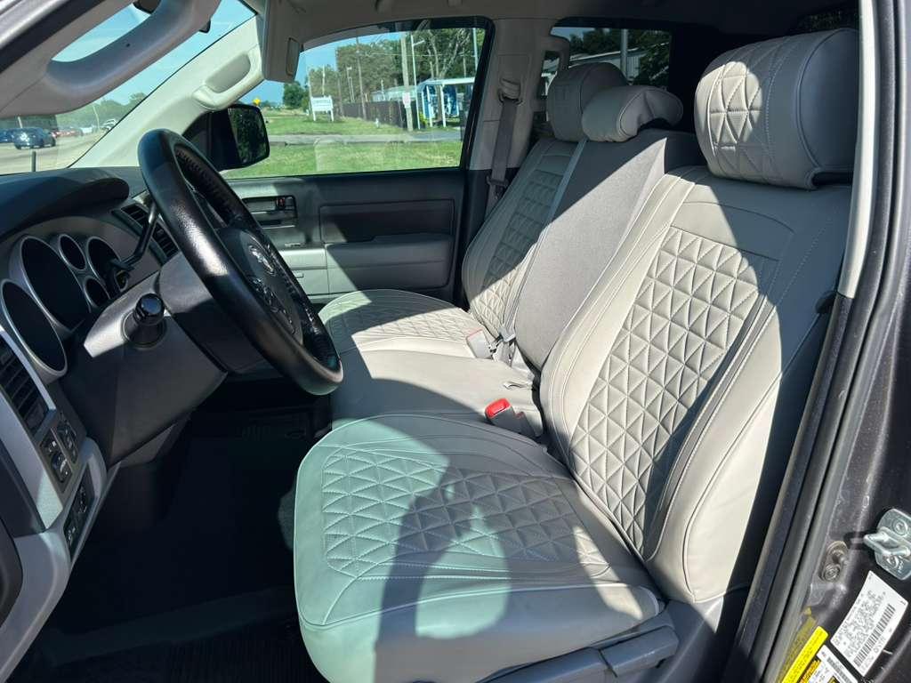 Toyota Tundra Tundra-Grade Double Cab 4.6L 2WD 2012