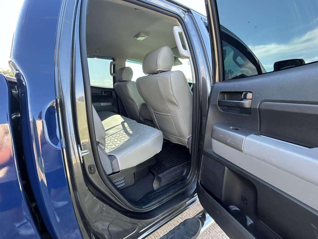 Toyota Tundra Tundra-Grade Double Cab 4.6L 2WD 2012