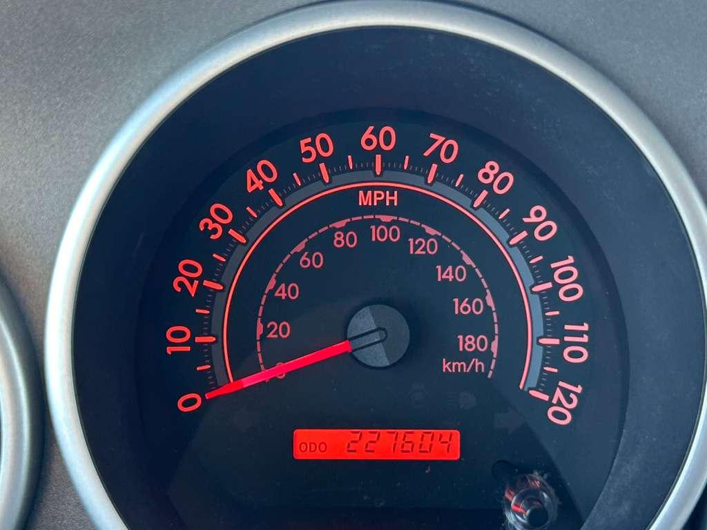 Toyota Tundra Tundra-Grade Double Cab 4.6L 2WD 2012