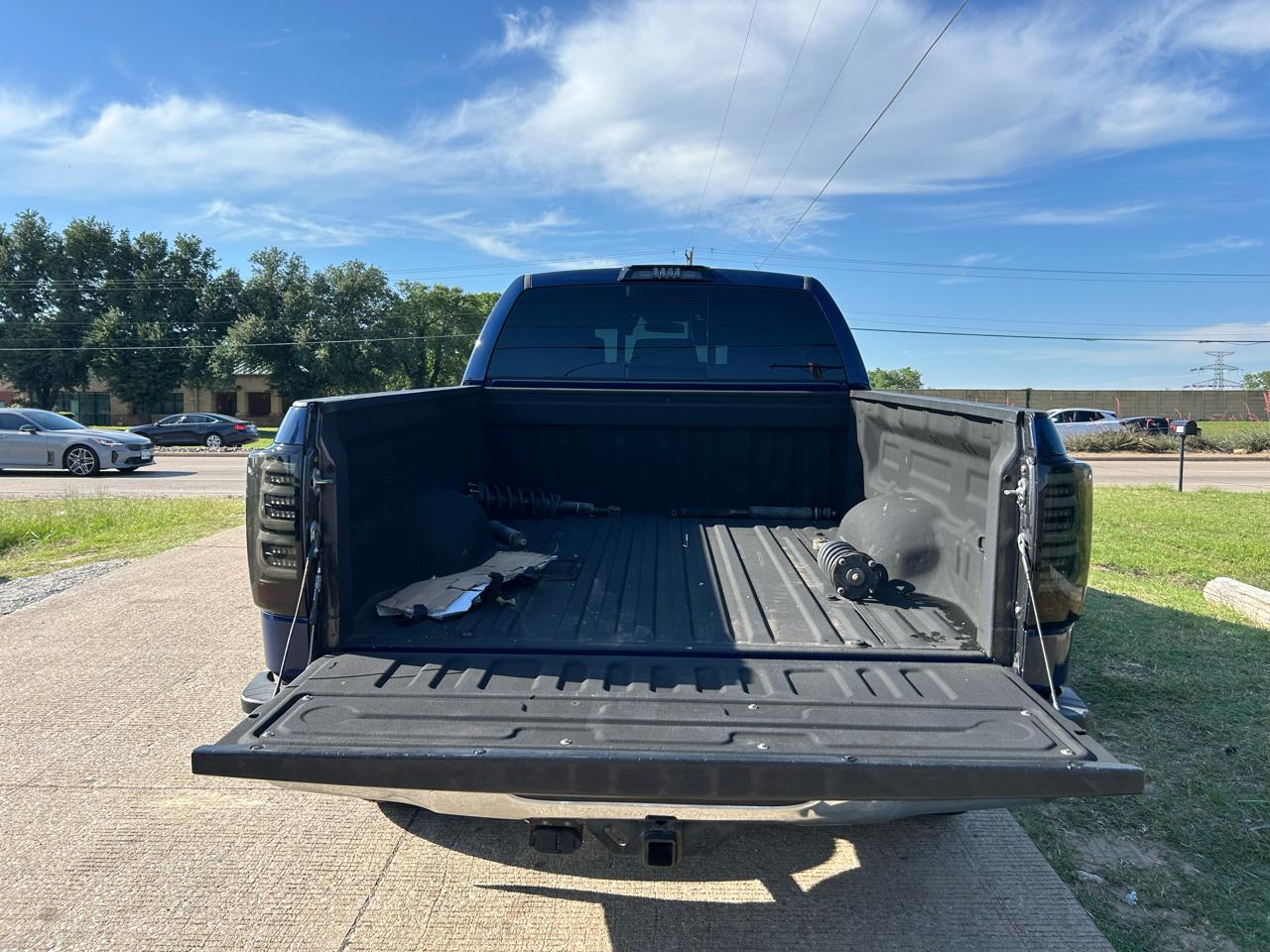 Toyota Tundra Tundra-Grade Double Cab 4.6L 2WD 2012