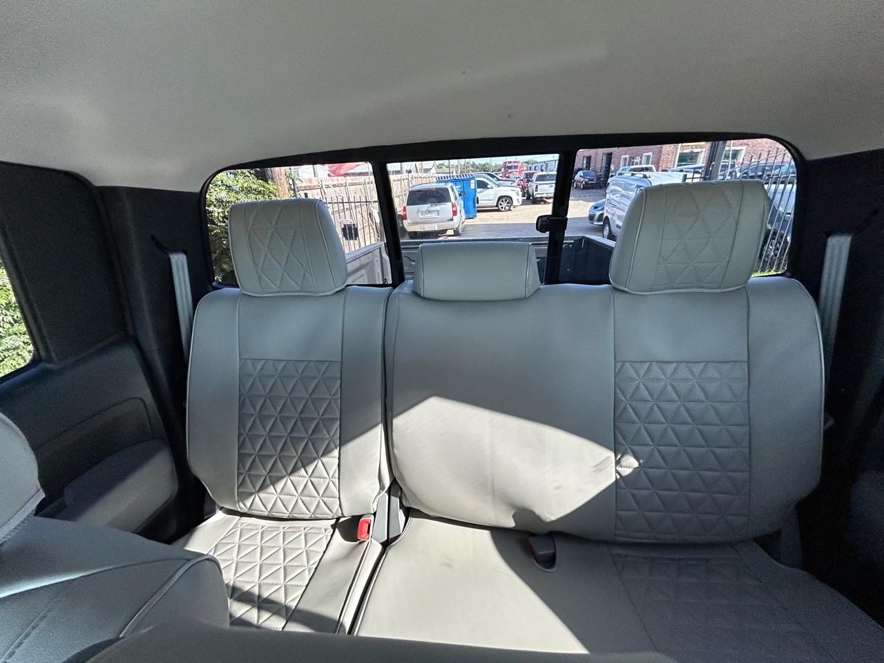 Toyota Tundra Tundra-Grade Double Cab 4.6L 2WD 2012