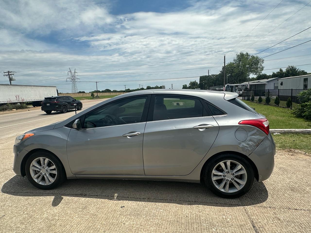 Hyundai Elantra GT A/T 2014