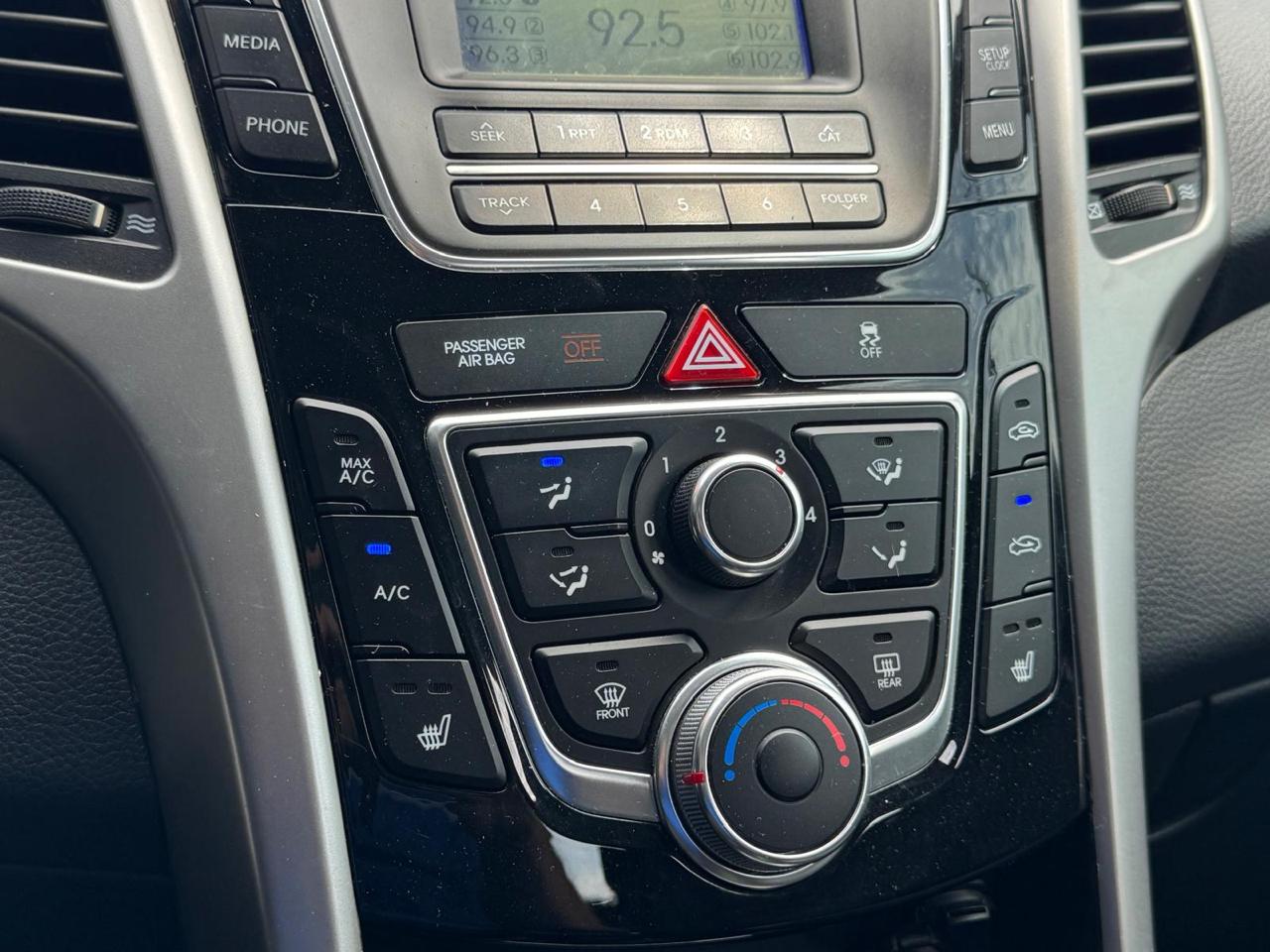 Hyundai Elantra GT A/T 2014