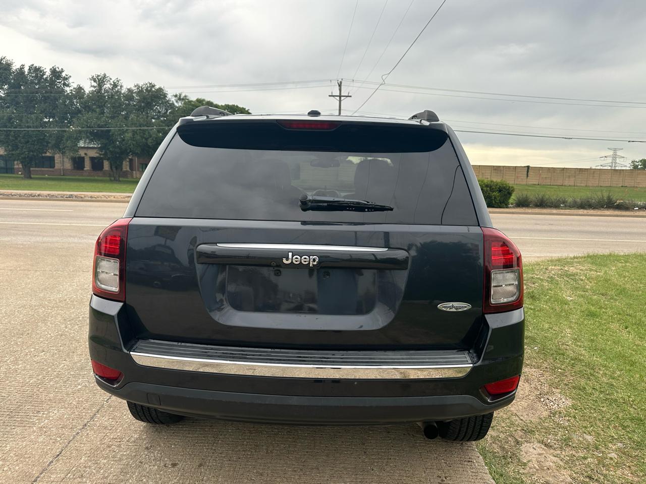 Jeep Compass Latitude FWD 2015