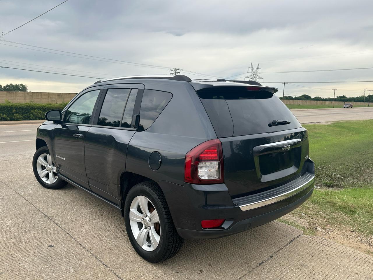 Jeep Compass Latitude FWD 2015