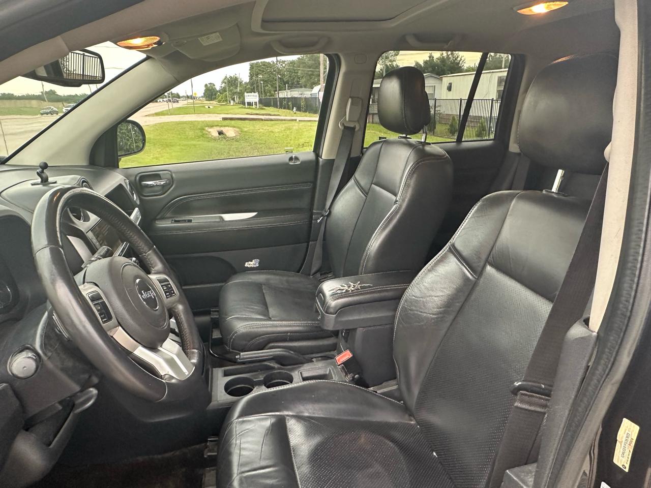 Jeep Compass Latitude FWD 2015