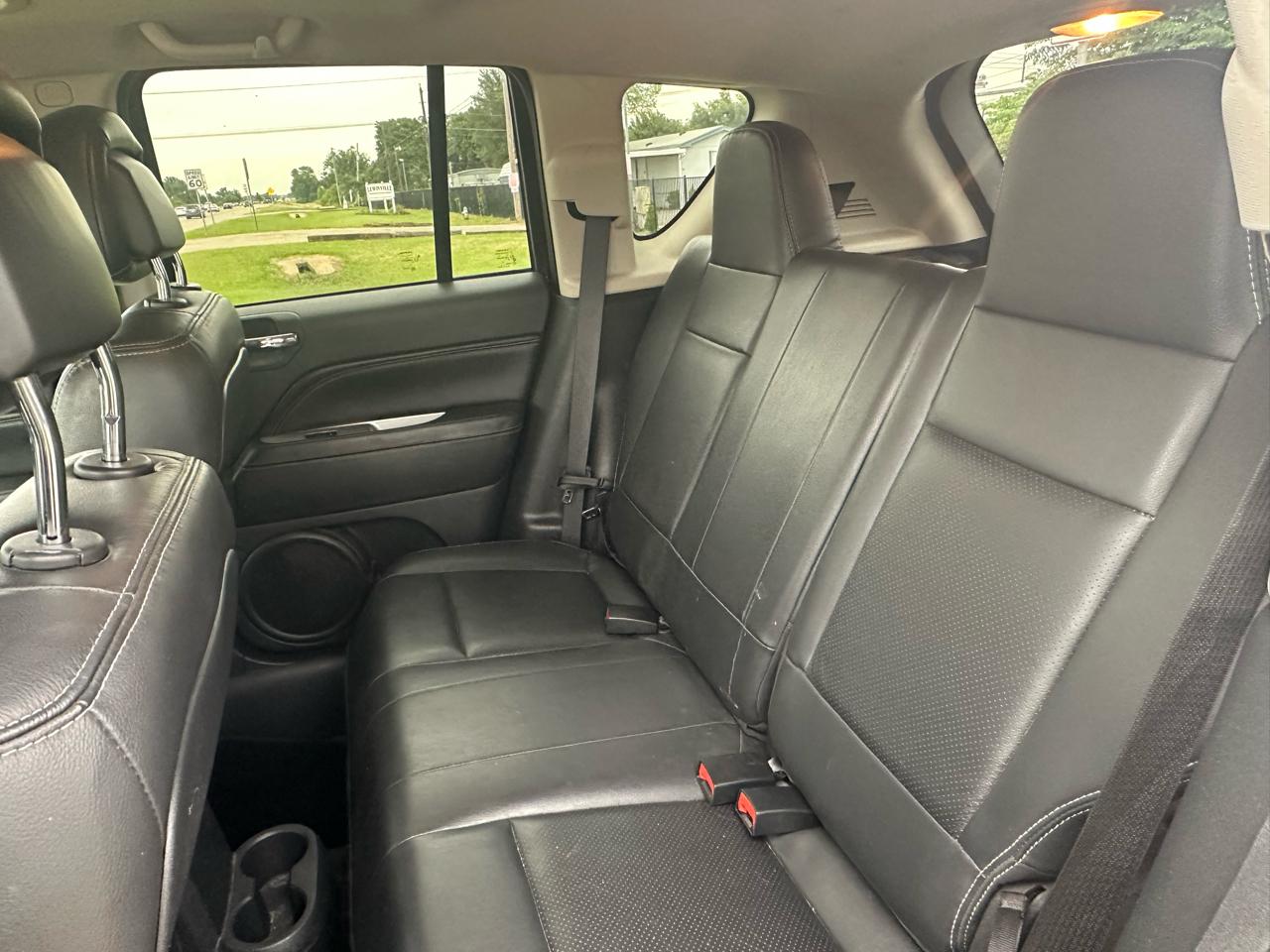Jeep Compass Latitude FWD 2015