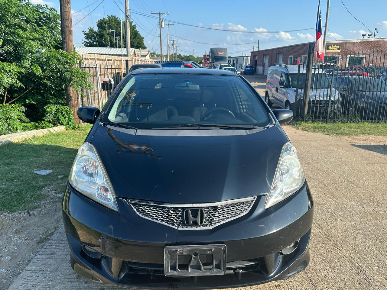 Honda Fit Sport 5-Speed AT 2011