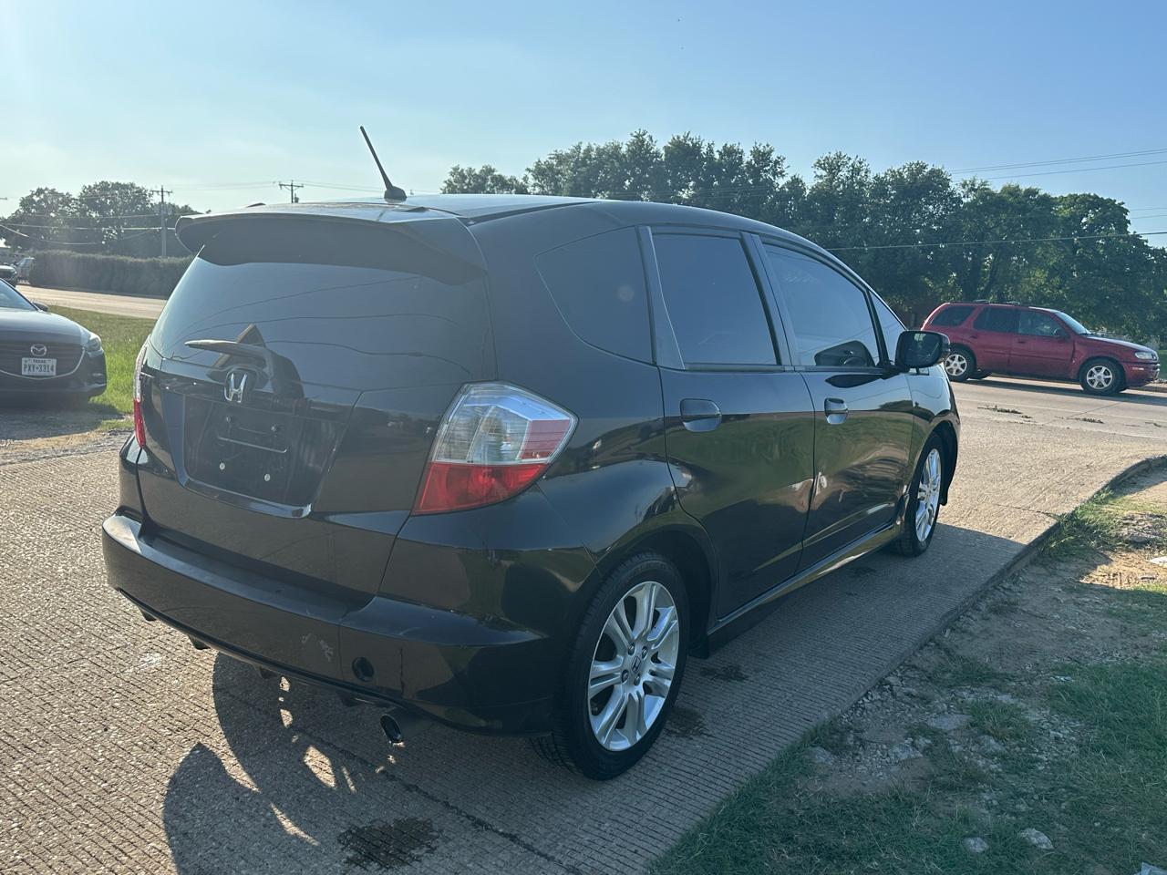 Honda Fit Sport 5-Speed AT 2011