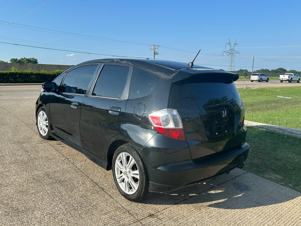 Honda Fit Sport 5-Speed AT 2011