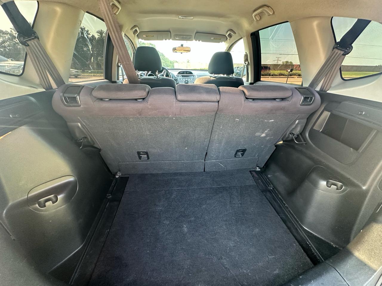 Honda Fit Sport 5-Speed AT 2011
