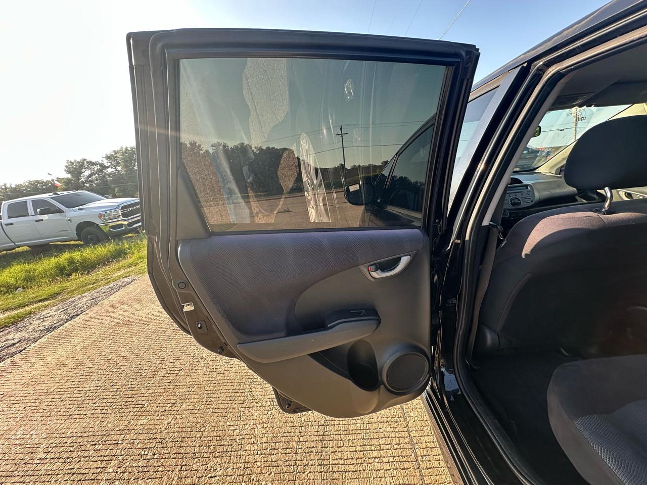 Honda Fit Sport 5-Speed AT 2011