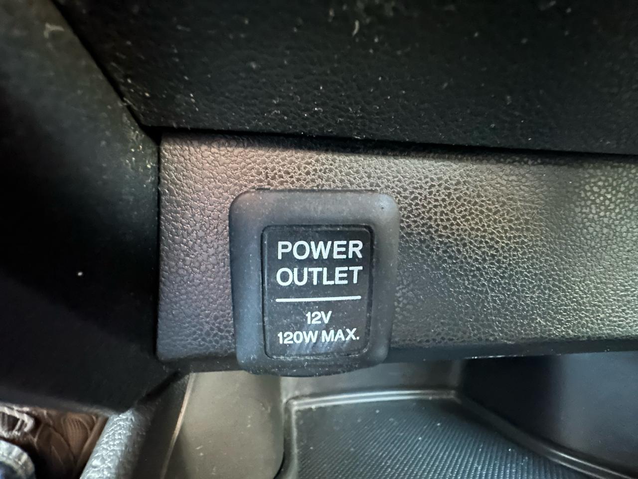 Honda Fit Sport 5-Speed AT 2011
