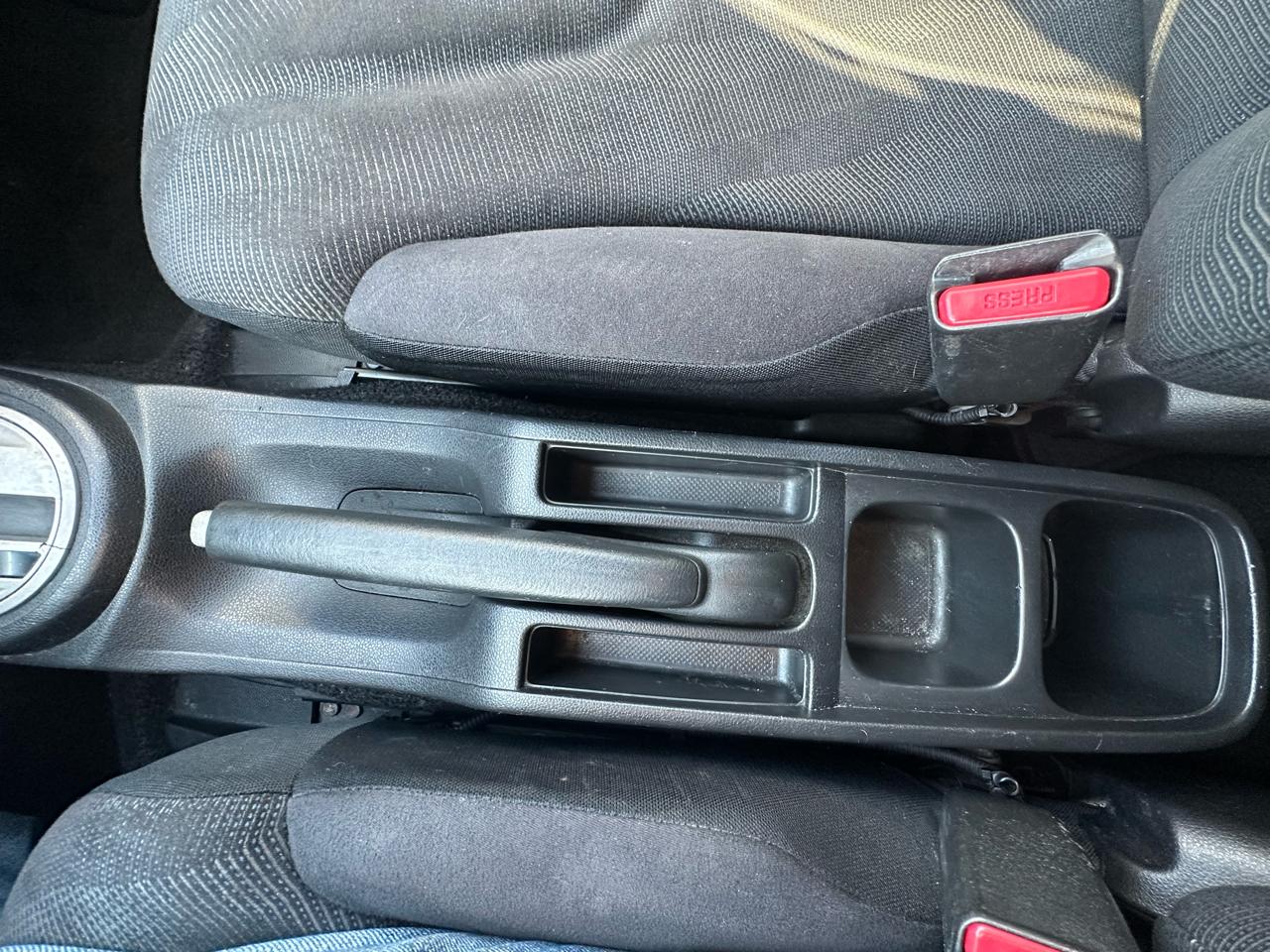 Honda Fit Sport 5-Speed AT 2011