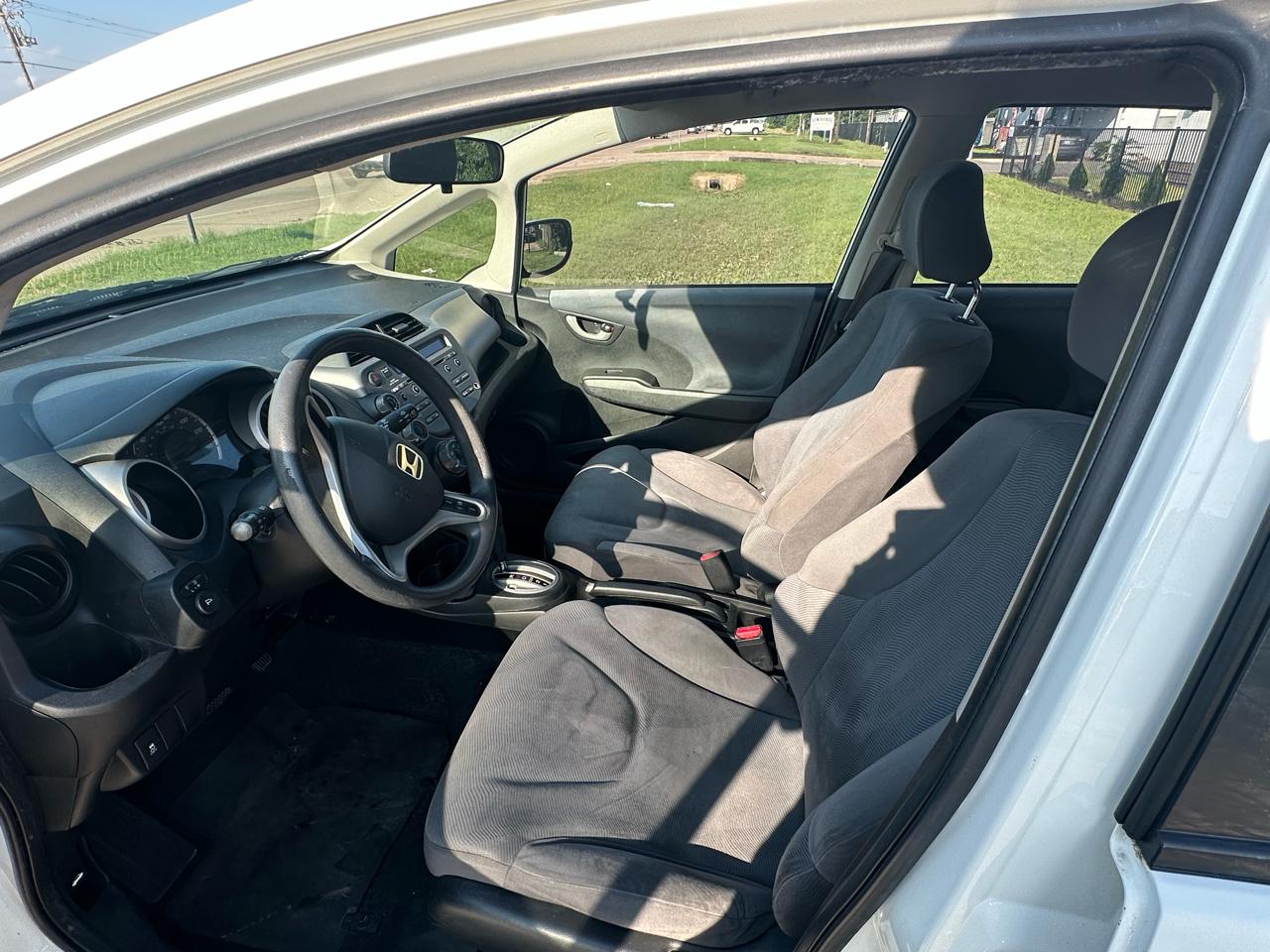 Honda Fit 5-Speed AT 2013