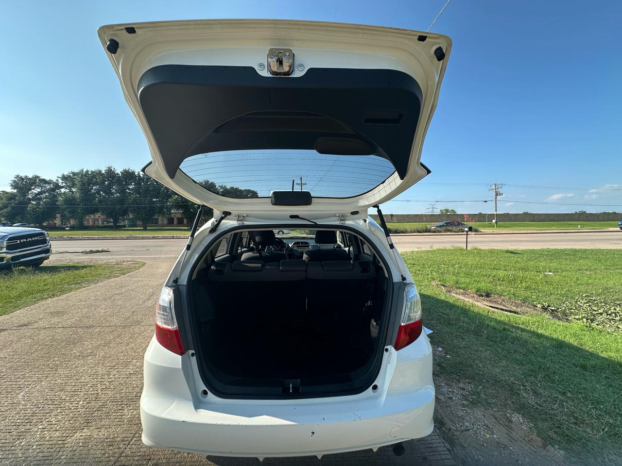 Honda Fit 5-Speed AT 2013