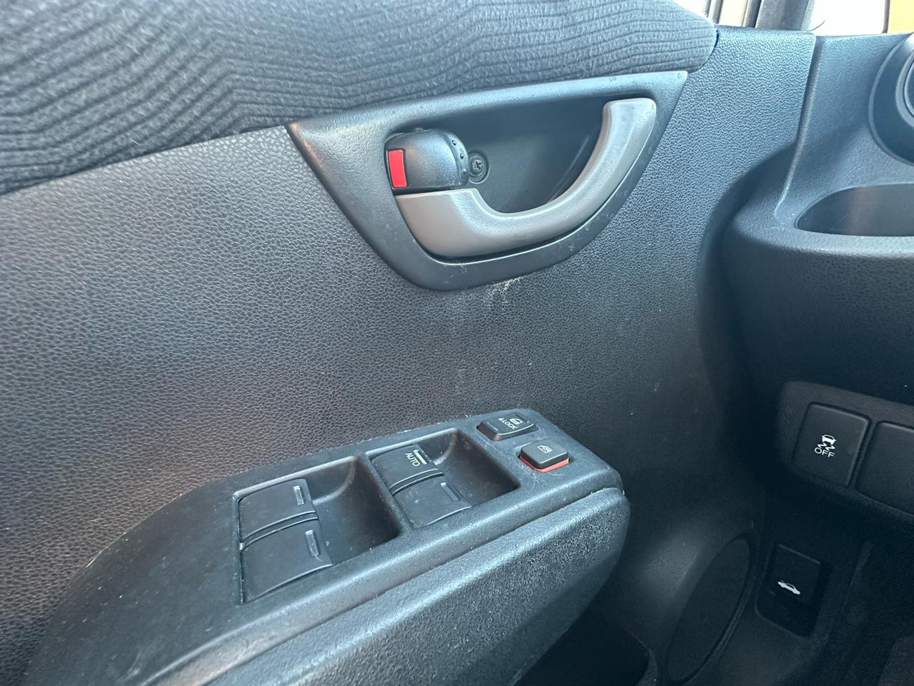 Honda Fit 5-Speed AT 2013