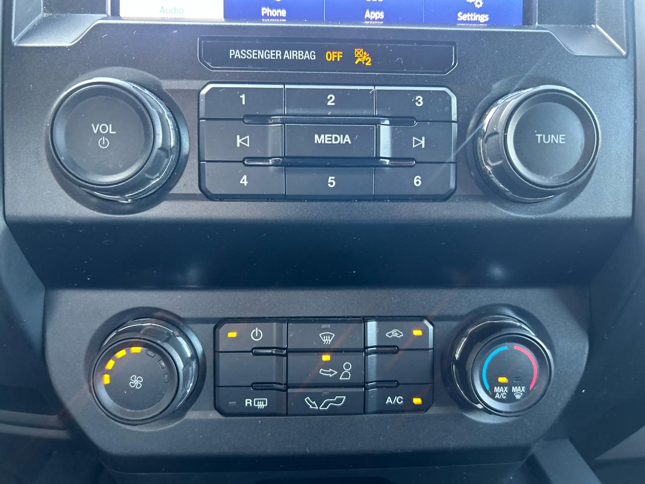 Ford F-150 King-Ranch SuperCrew 5.5-ft. 2WD 2020
