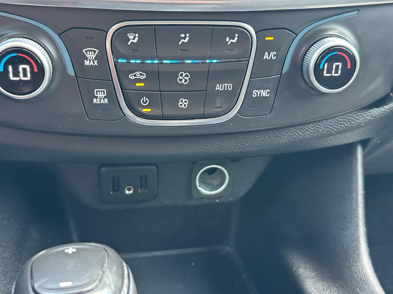 Chevrolet Traverse LT Cloth FWD 2019