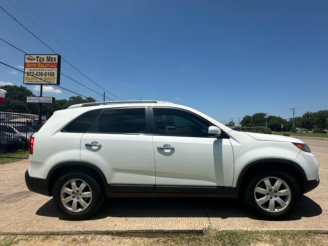 Kia Sorento LX FWD 2012