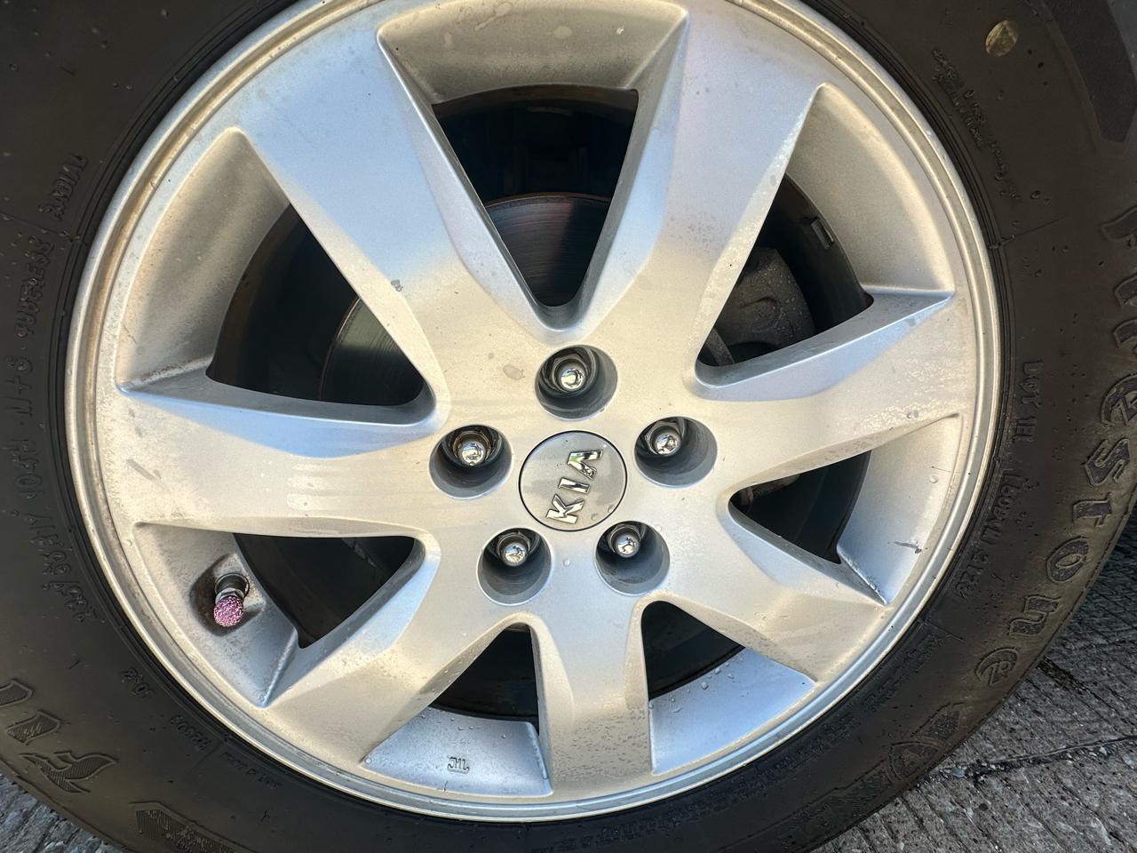 Kia Sorento LX FWD 2012