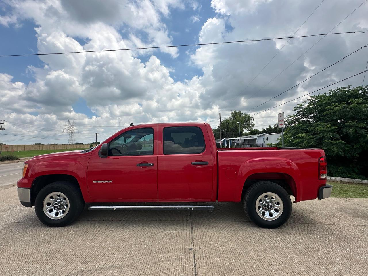 GMC Sierra 1500 SLE Crew Cab 2WD 2011