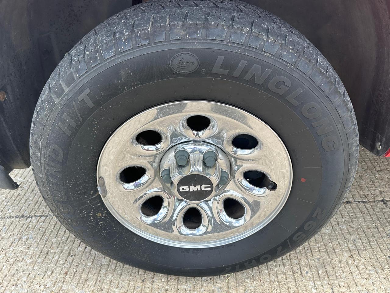 GMC Sierra 1500 SLE Crew Cab 2WD 2011