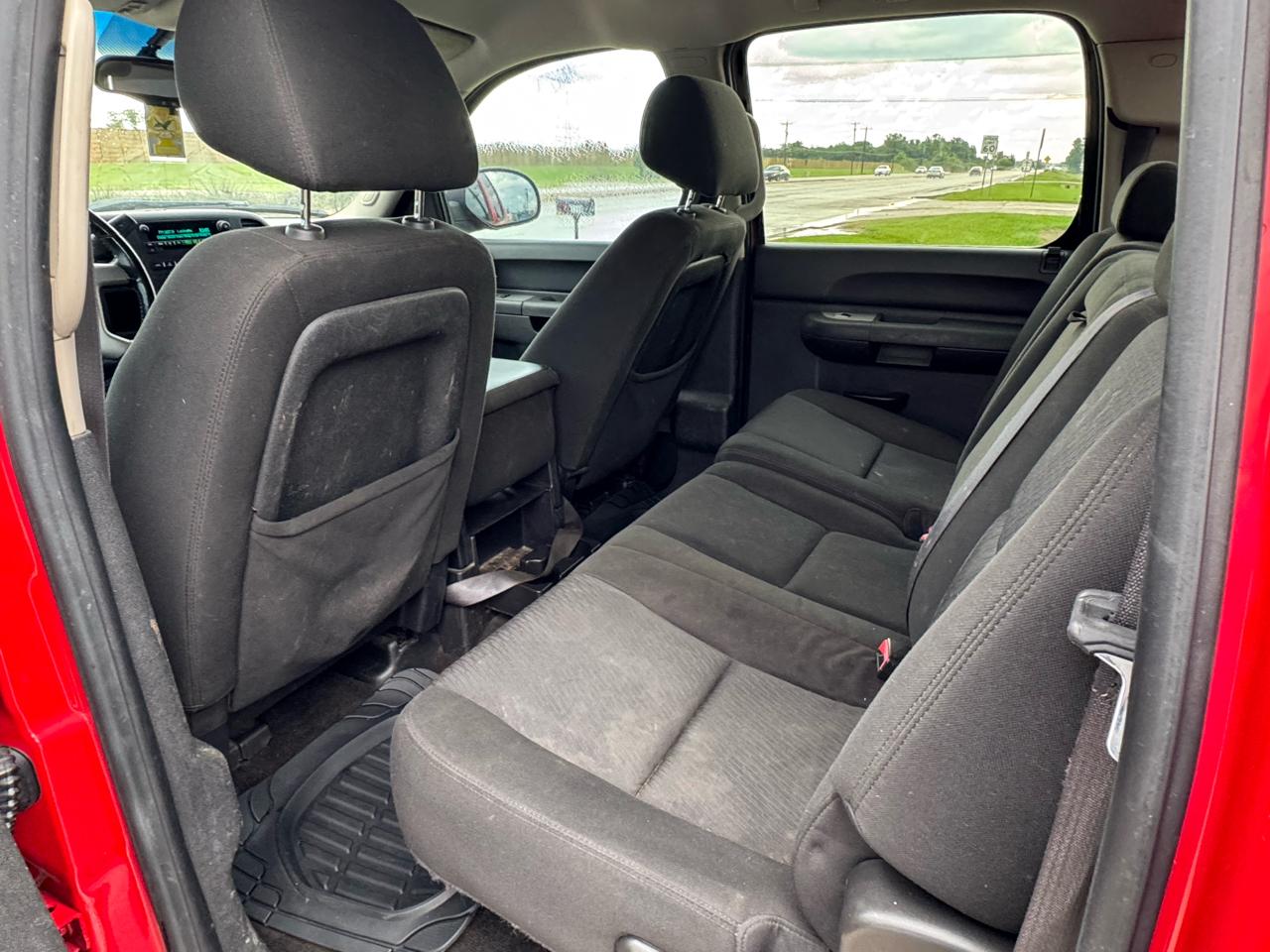 GMC Sierra 1500 SLE Crew Cab 2WD 2011