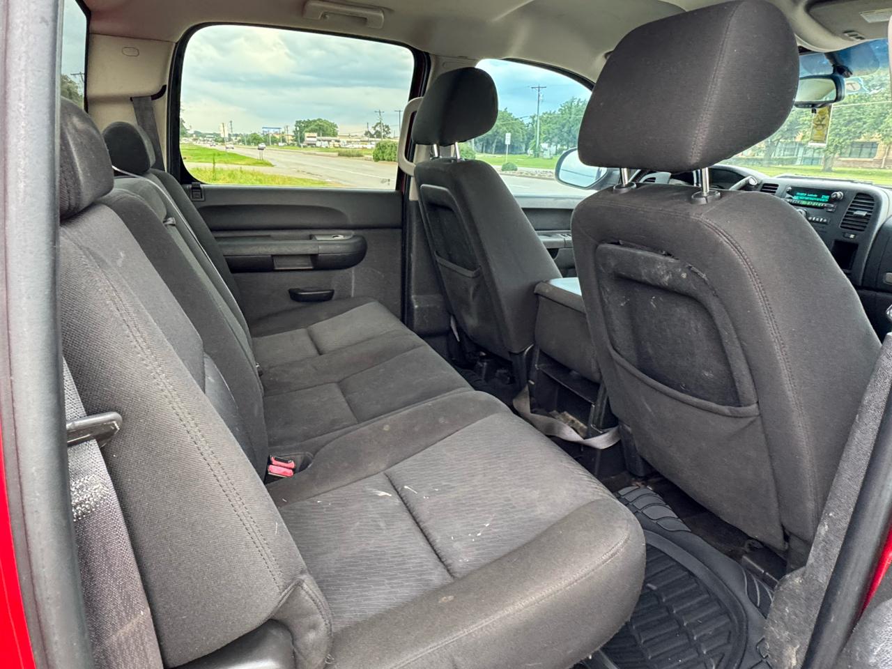GMC Sierra 1500 SLE Crew Cab 2WD 2011