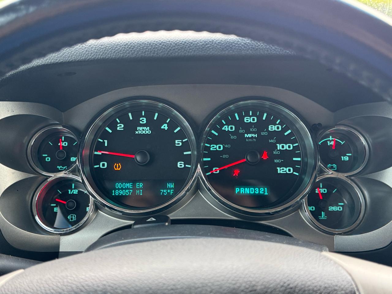 GMC Sierra 1500 SLE Crew Cab 2WD 2011