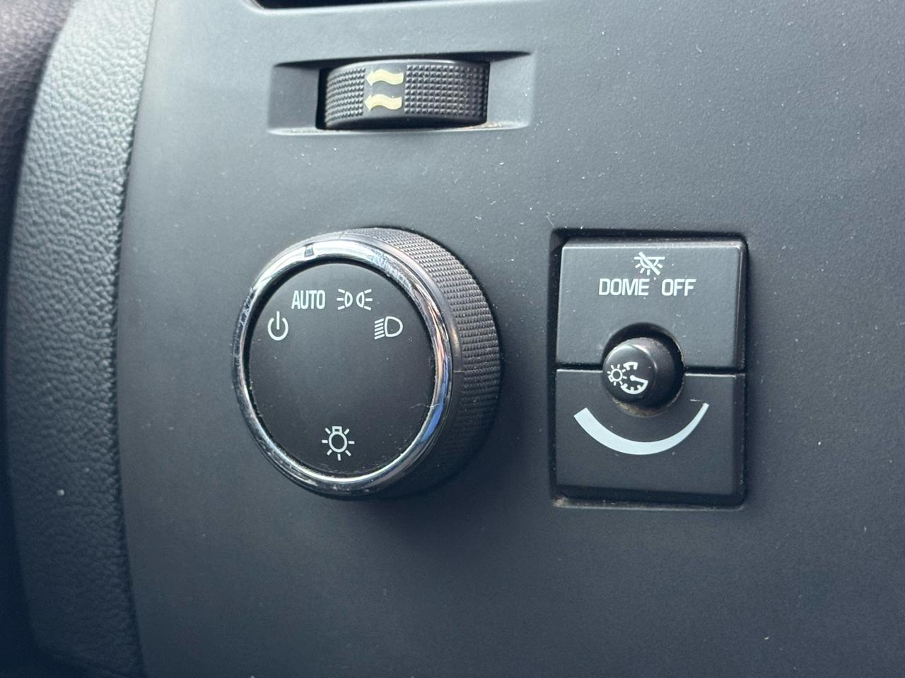 GMC Sierra 1500 SLE Crew Cab 2WD 2011