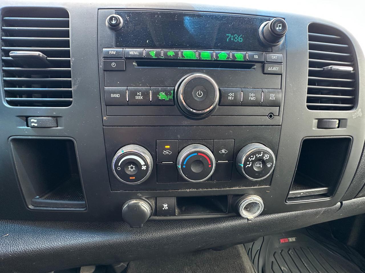 GMC Sierra 1500 SLE Crew Cab 2WD 2011