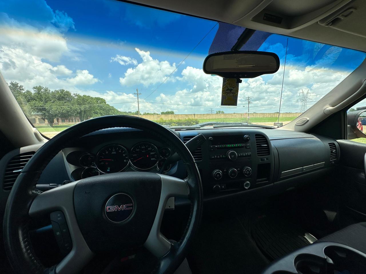 GMC Sierra 1500 SLE Crew Cab 2WD 2011