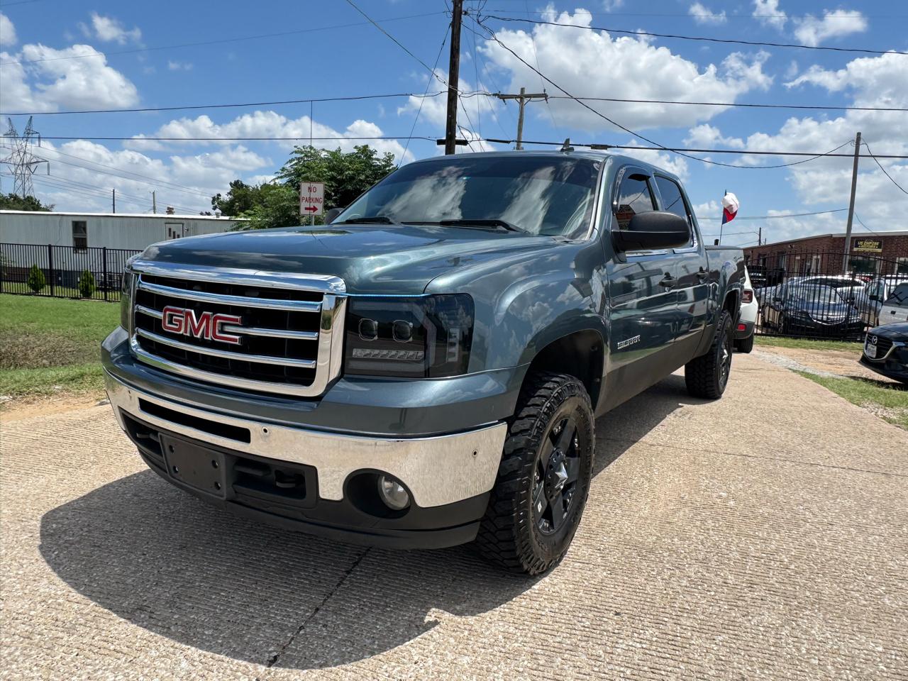 GMC Sierra 1500 SLE Crew Cab 4WD 2012