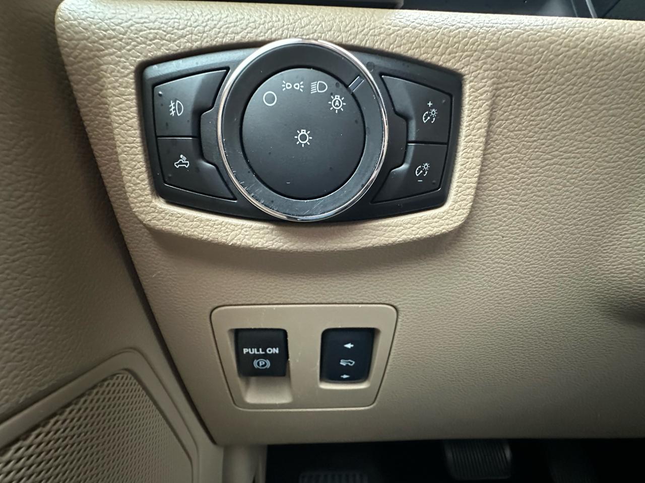 Ford F-150 SuperCrew  2016