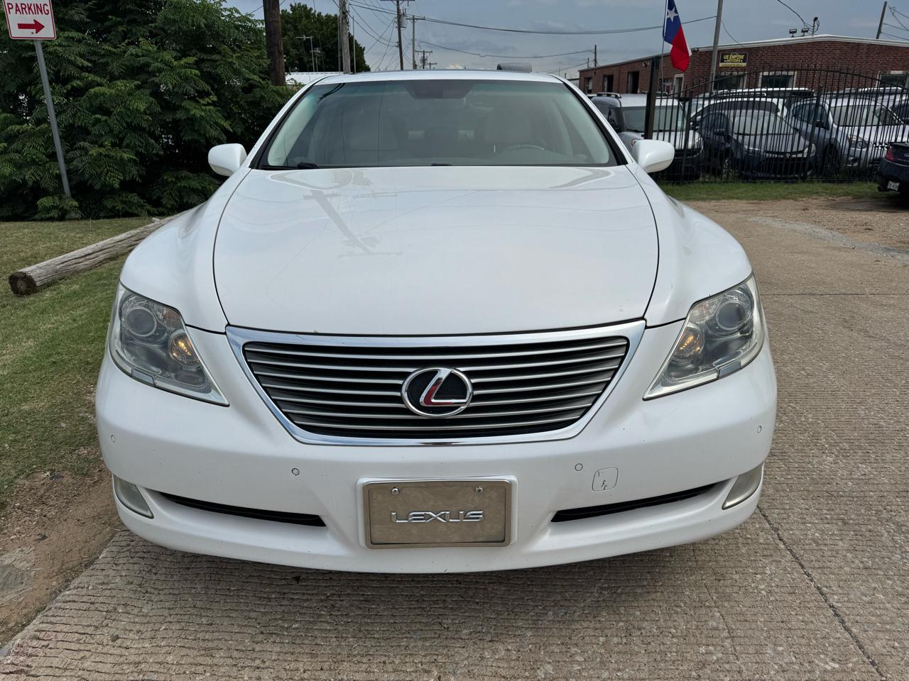Lexus LS 460 Luxury Sedan 2007