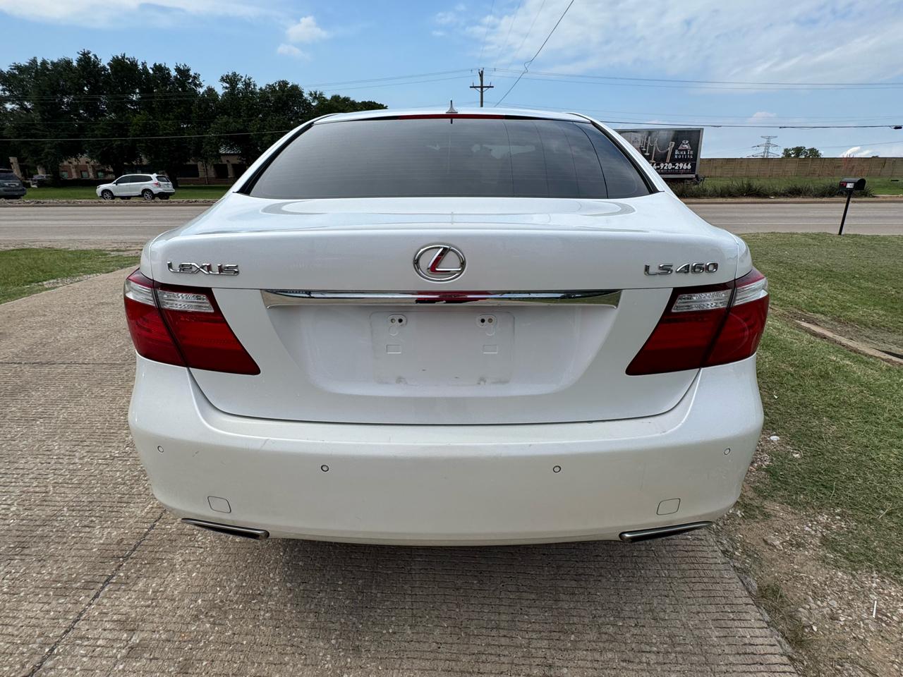 Lexus LS 460 Luxury Sedan 2007