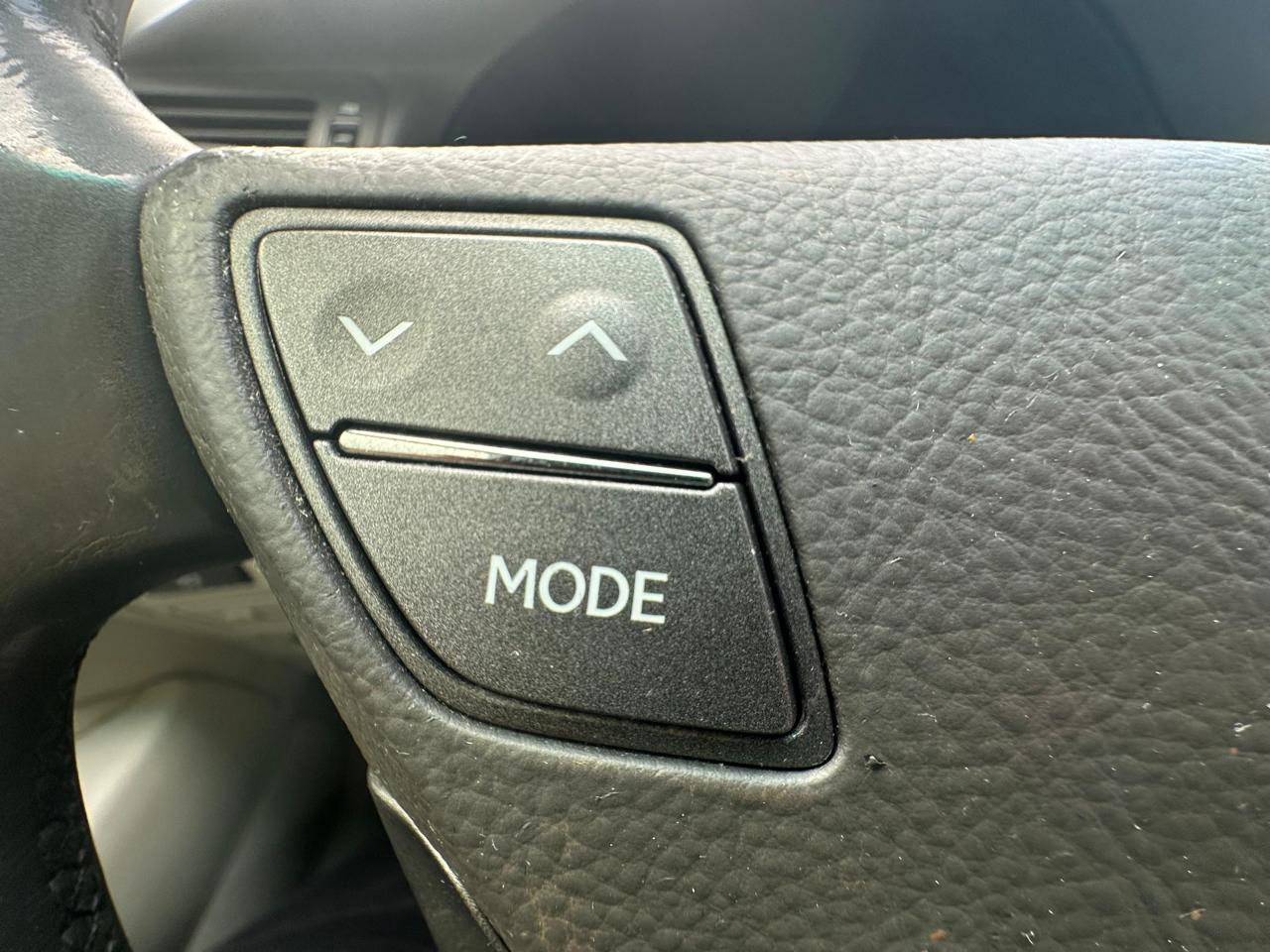 Lexus LS 460 Luxury Sedan 2007